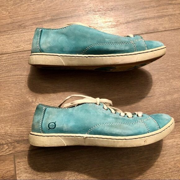 Born blue suede sneakers, Size 6.5 - Picture 2 of 6